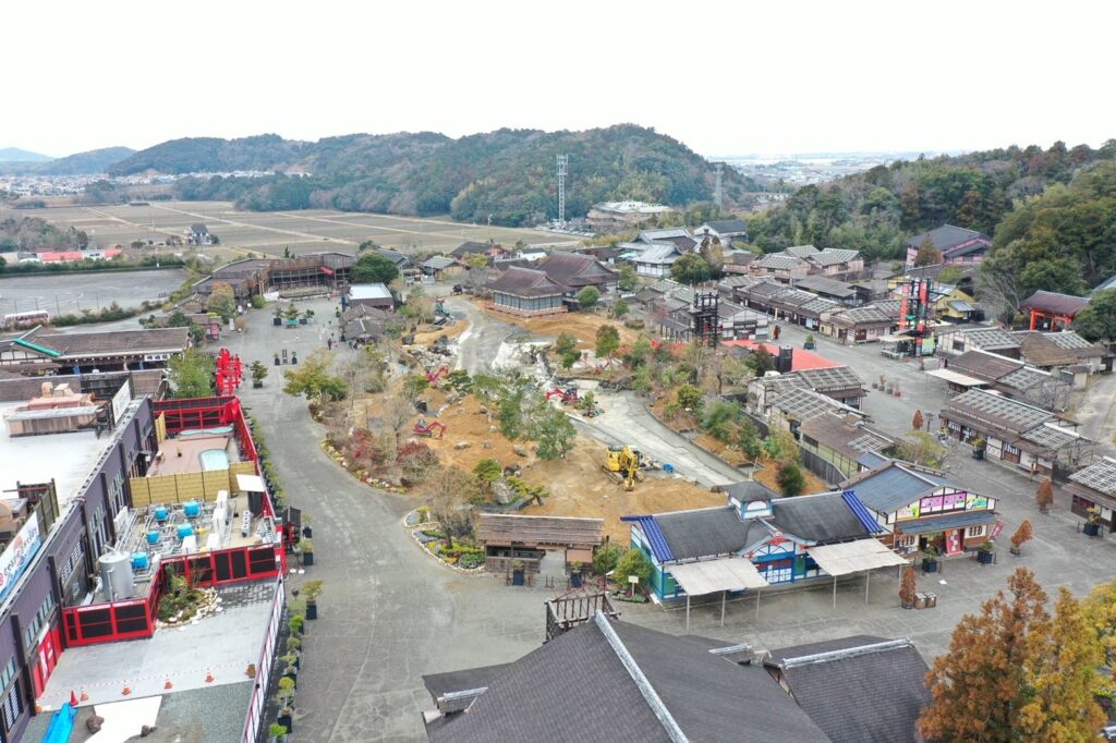 工事中の江戸八景をドローンで上空から撮影！ | [公式] ともいきの国